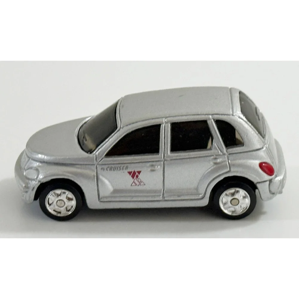 Maisto Chrysler PT Cruiser Kids 1/64 Silver Die-Cast Toy‎ Car Model